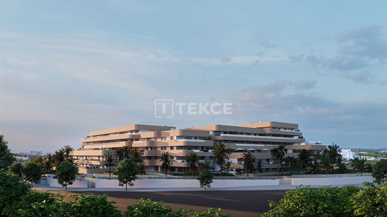 Appartement à Estepona, Espagne, 112 m² - image 1