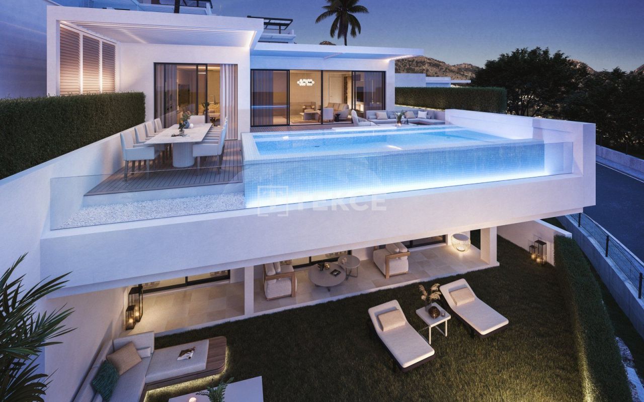 Villa en Benalmádena, España, 347 m² - imagen 3