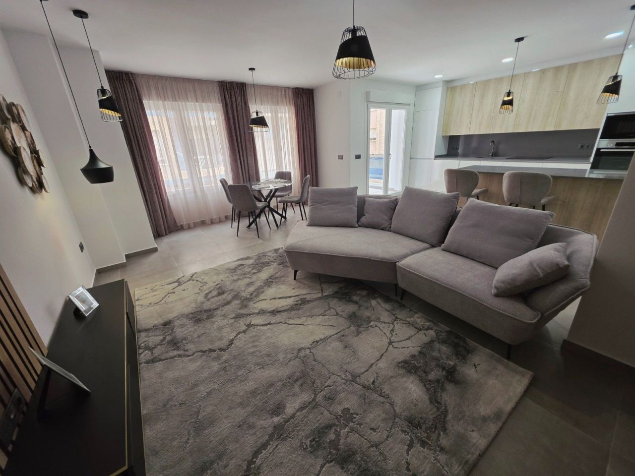 Appartement à Torrevieja, Espagne, 145 m² - image 1