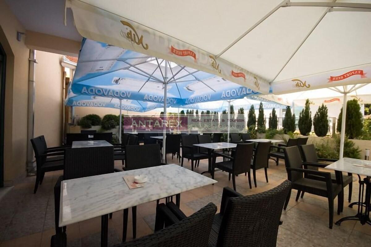 Gewerbeimmobilien in Bijela, Montenegro, 1 100 m² - Foto 5