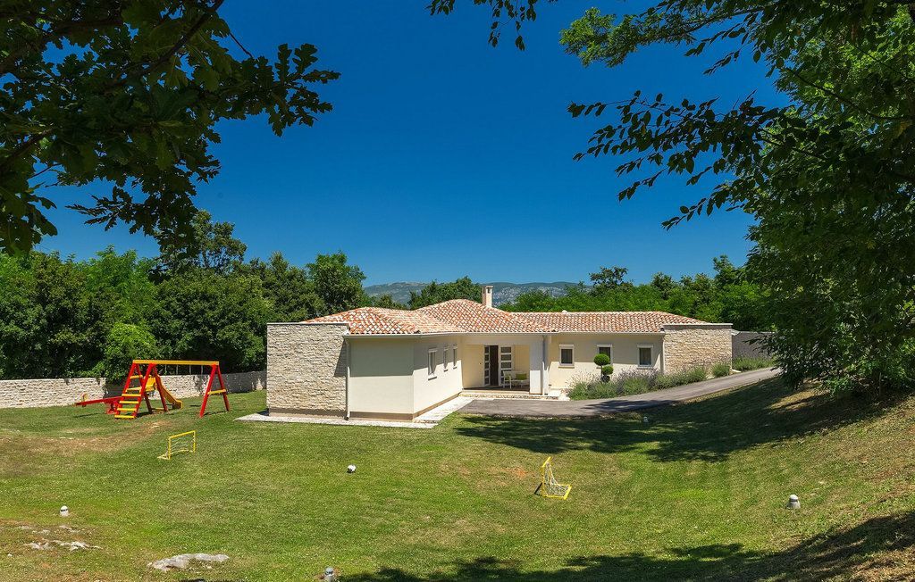 Villa Kršan, Croatia, 183 m² - picture 6