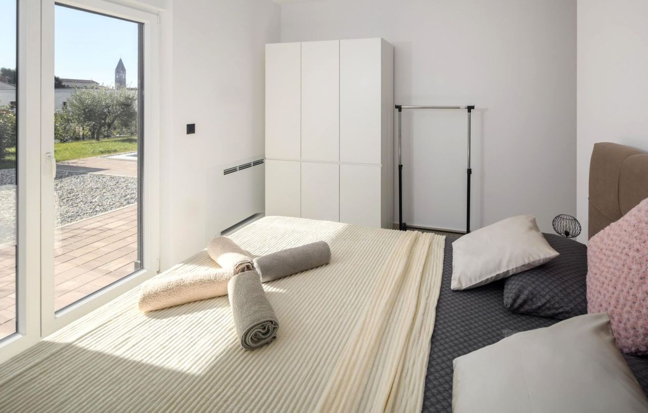 Villa à Poreč, Croatie, 178 m² - image 14