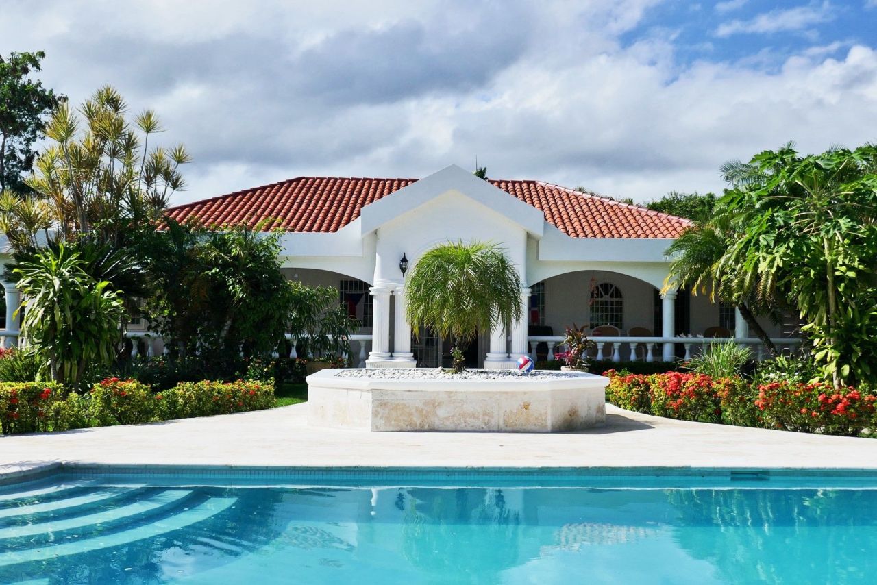 Haus in Cabarete, Dominikanische Republik, 566 m² - Foto 1