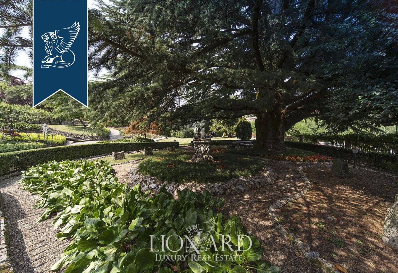 Villa à Bergame, Italie, 2 000 m² - image 13