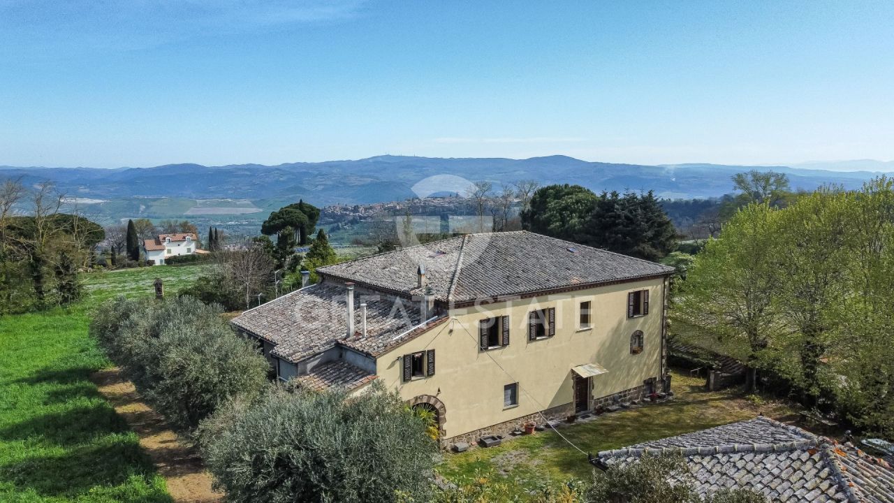Maison à Porano, Italie, 884.75 m² - image 1