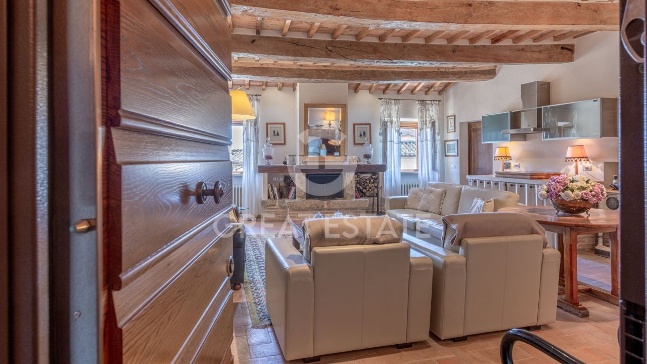 Apartamento en Cetona, Italia, 97 m² - imagen 1