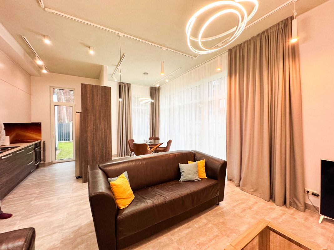 Townhouse in Dzintari, Latvia, 663 m² - picture 3