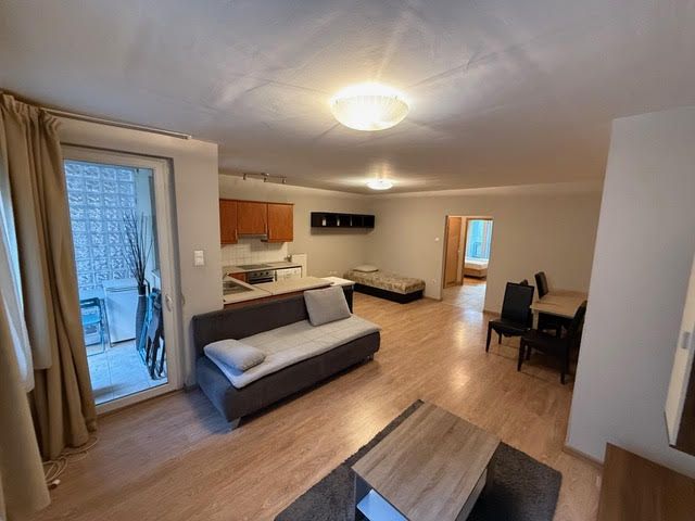 Piso en Budapest, Hungría, 63 m² - imagen 1