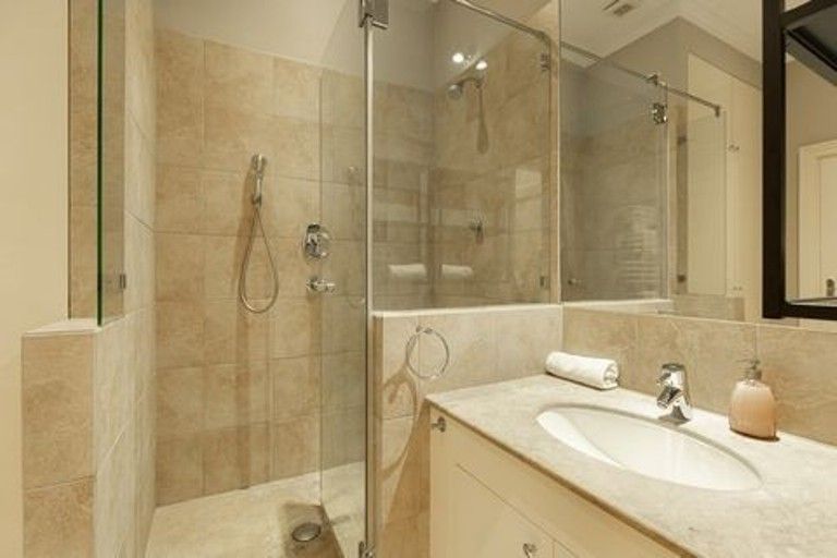 Apartment in Budapest, Hungary, 120 m² - picture 5