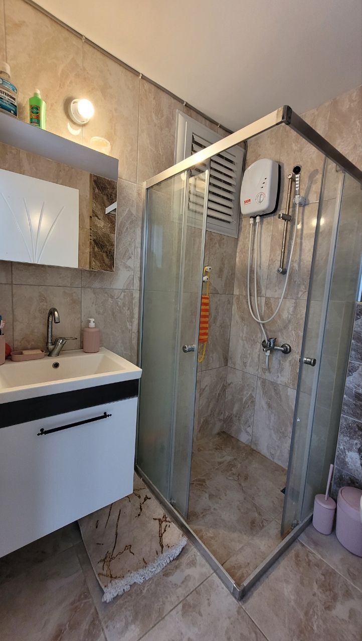 Flat in Mersin, Turkey, 68 m² - picture 13