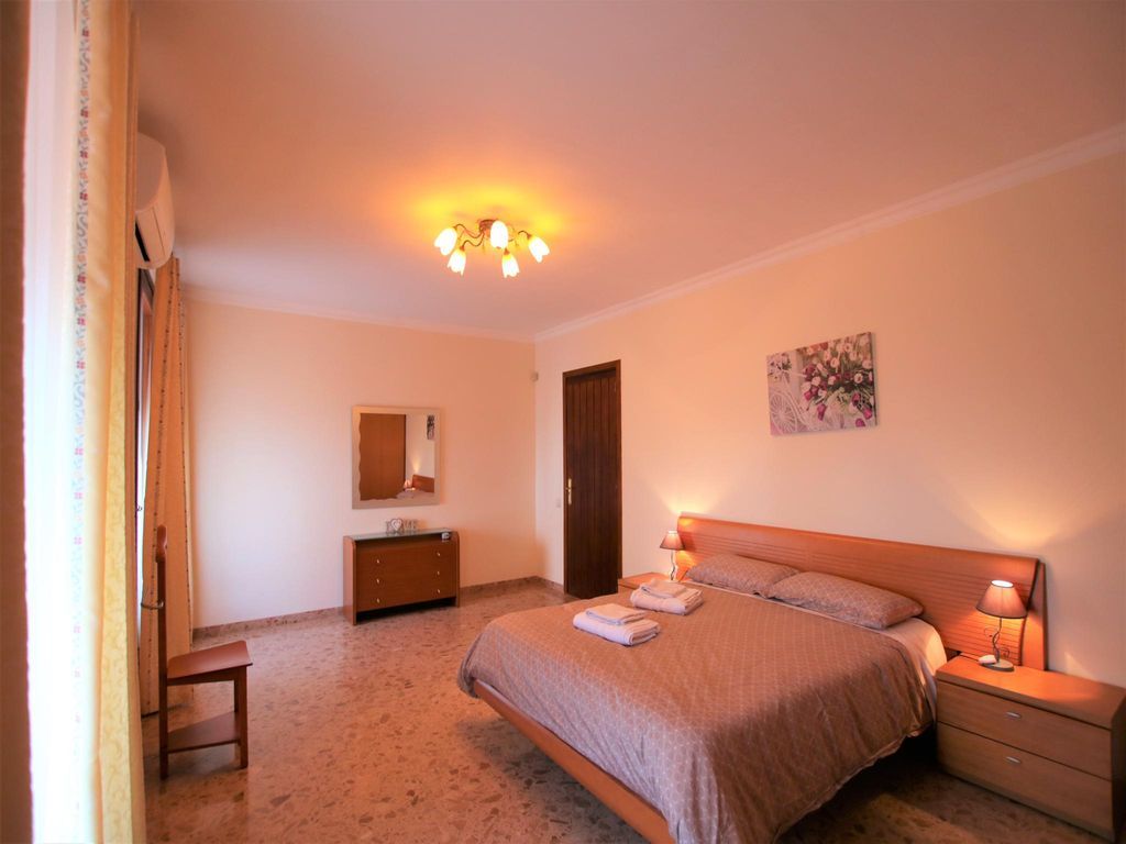 Villa a Lloret de Mar, Spagna, 470 m² - foto 15