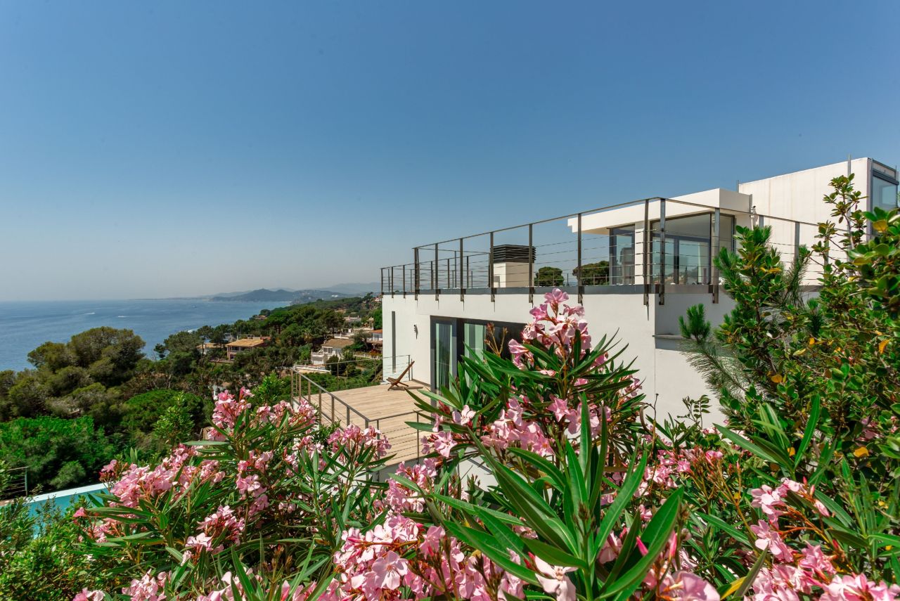 Villa à Lloret de Mar, Espagne, 450 m² - image 5