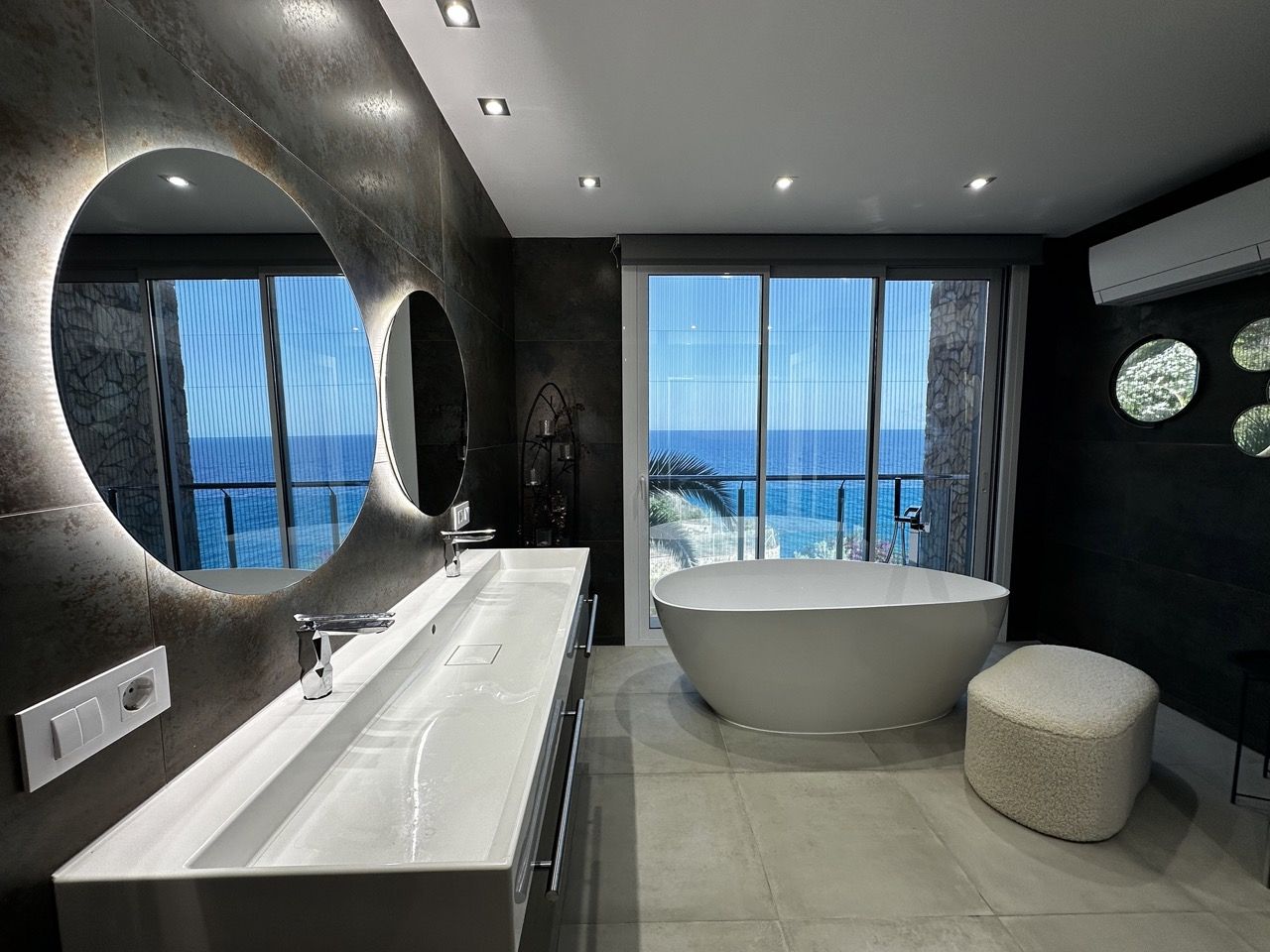 Villa à Lloret de Mar, Espagne, 600 m² - image 13