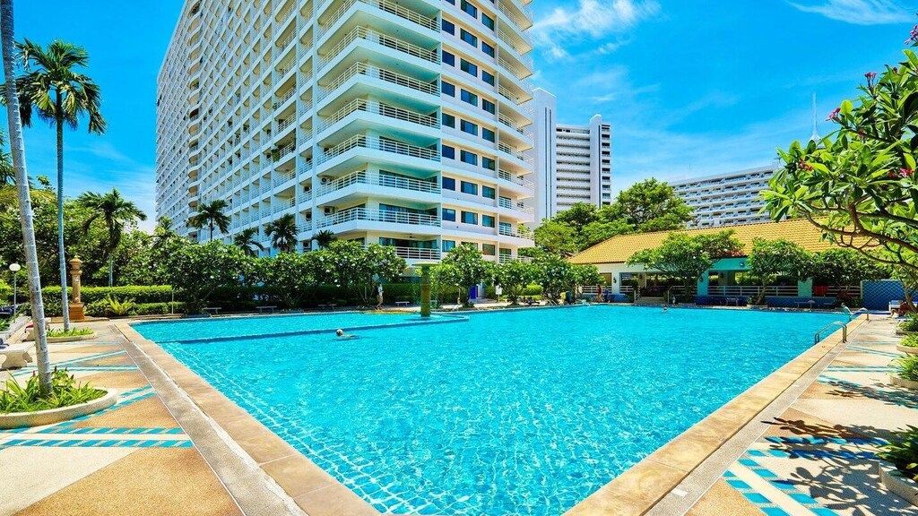 Flat in Pattaya, Thailand, 48 m² - picture 1