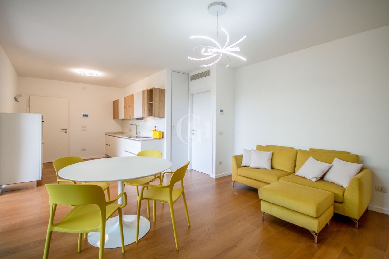 Apartment on Lake Garda, Italy, 90 m² - picture 6