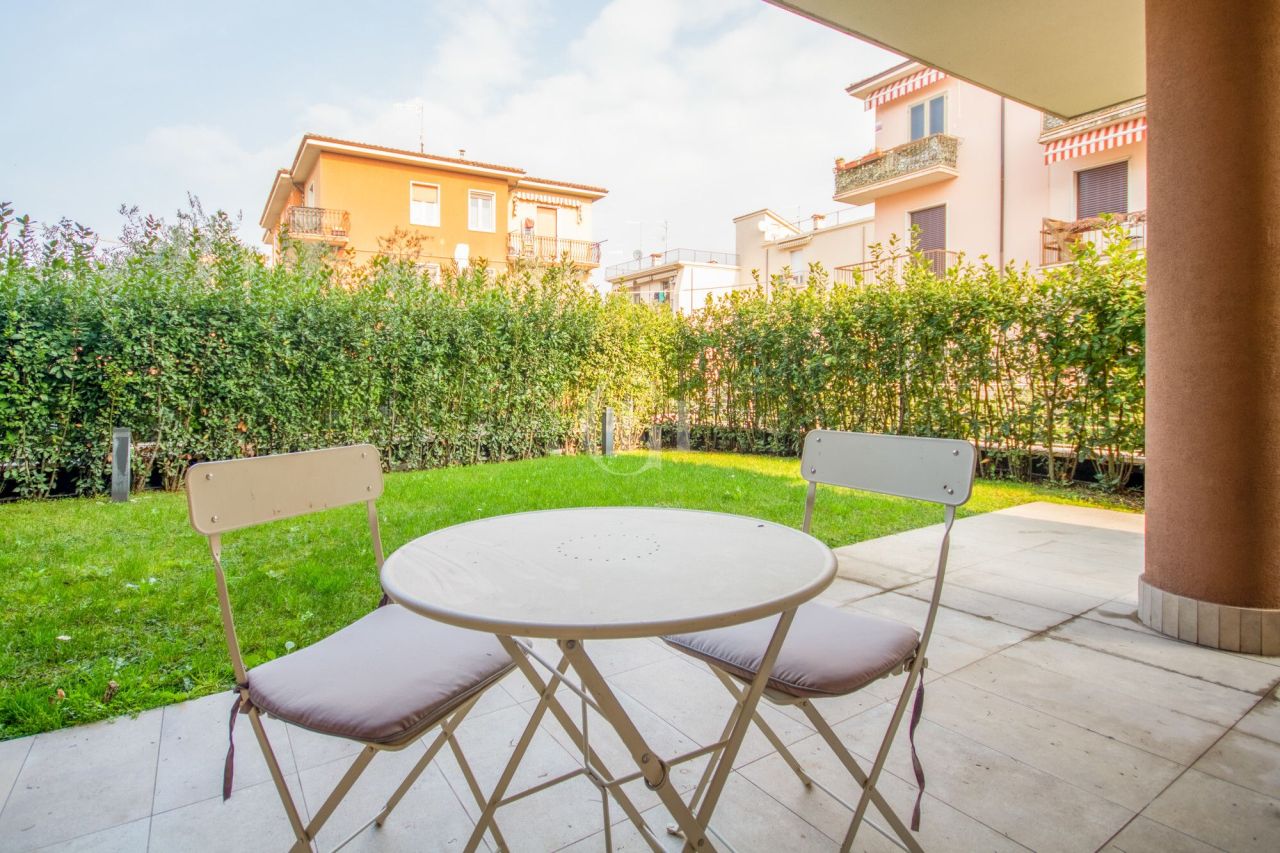 Apartment on Lake Garda, Italy, 90 m² - picture 11