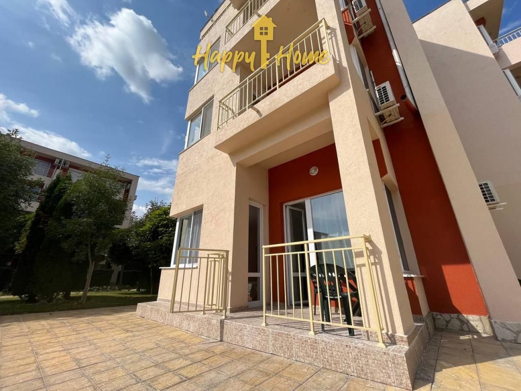 Appartement à Slantchev Briag, Bulgarie, 65 m² - image 1