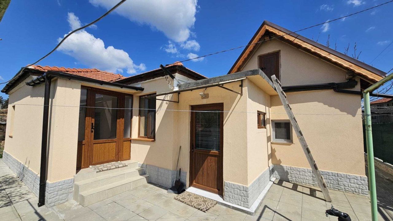 Bungalow à Orizare, Bulgarie, 104 m² - image 1