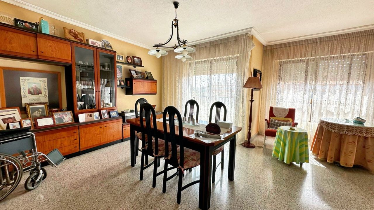 Apartment in Guardamar del Segura, Spanien, 160 m² - Foto 1