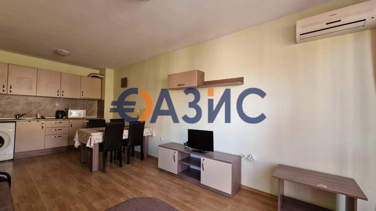Appartement en Élénite, Bulgarie, 53.8 m² - image 1