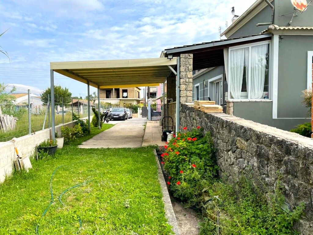Haus in Korfu, Griechenland, 140 m² - Foto 1