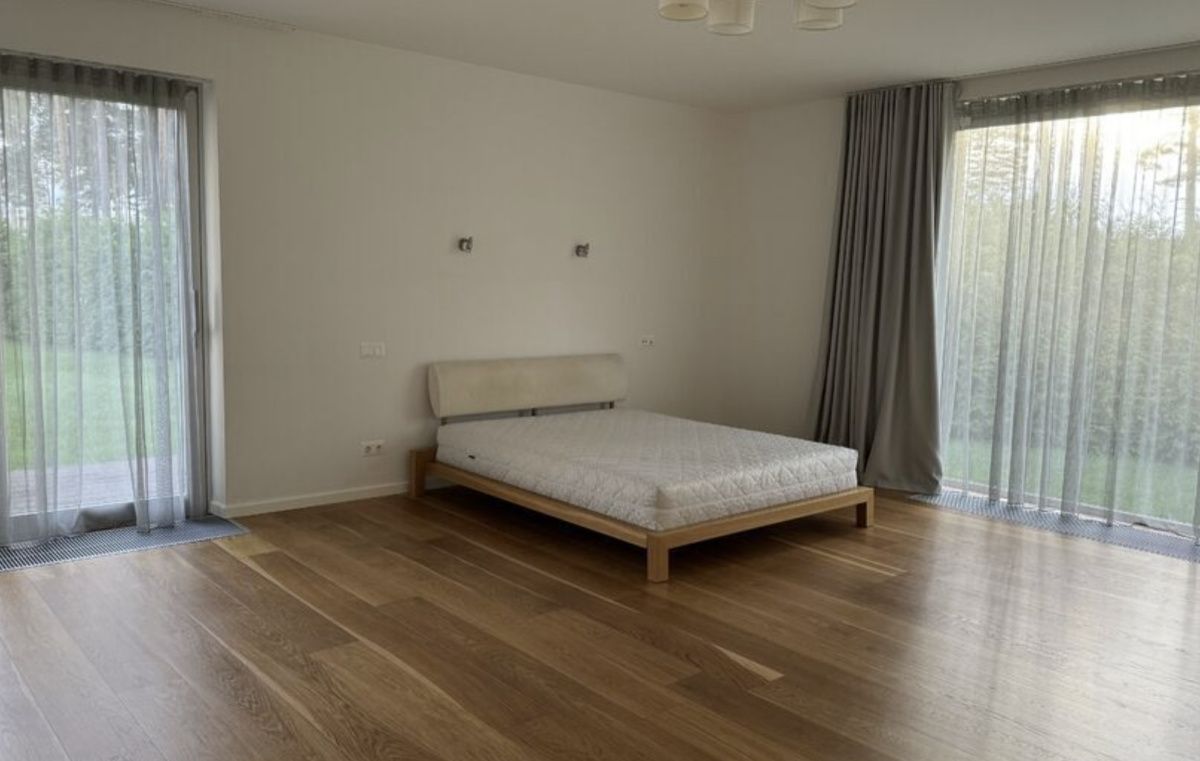 Maison dans le quartier de Riga, Lettonie, 2 150 m² - image 4