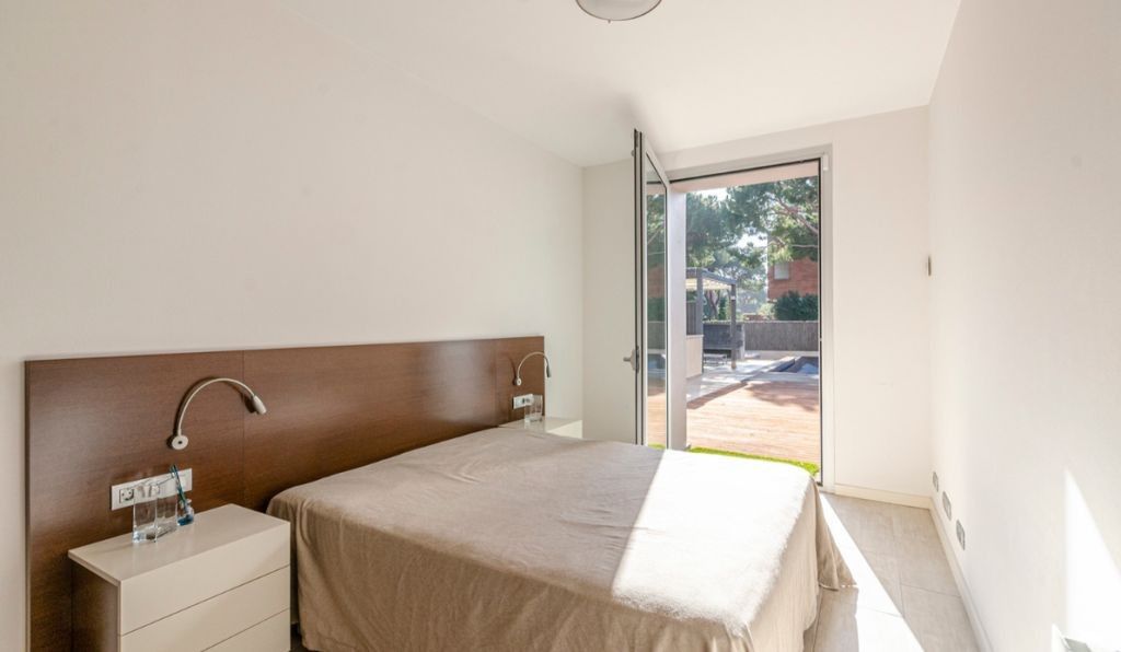 Villa in Gava Mar, Spain, 450 m² - picture 17