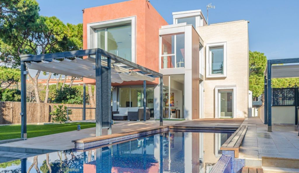 Villa in Gava Mar, Spain, 450 m² - picture 4