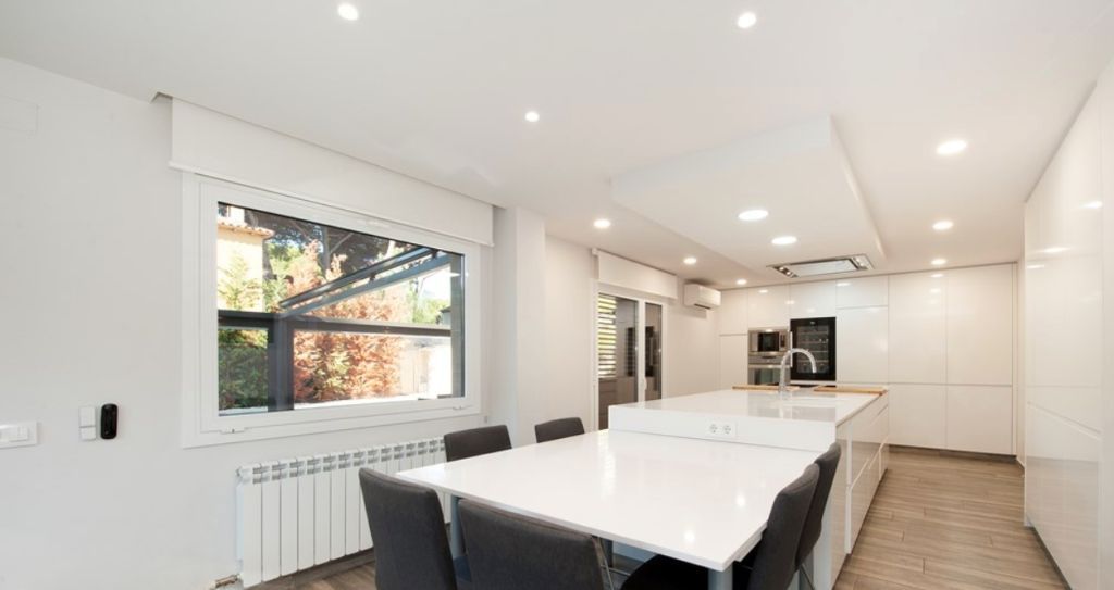 Villa a Castelldefels, Spagna, 388 m² - foto 10