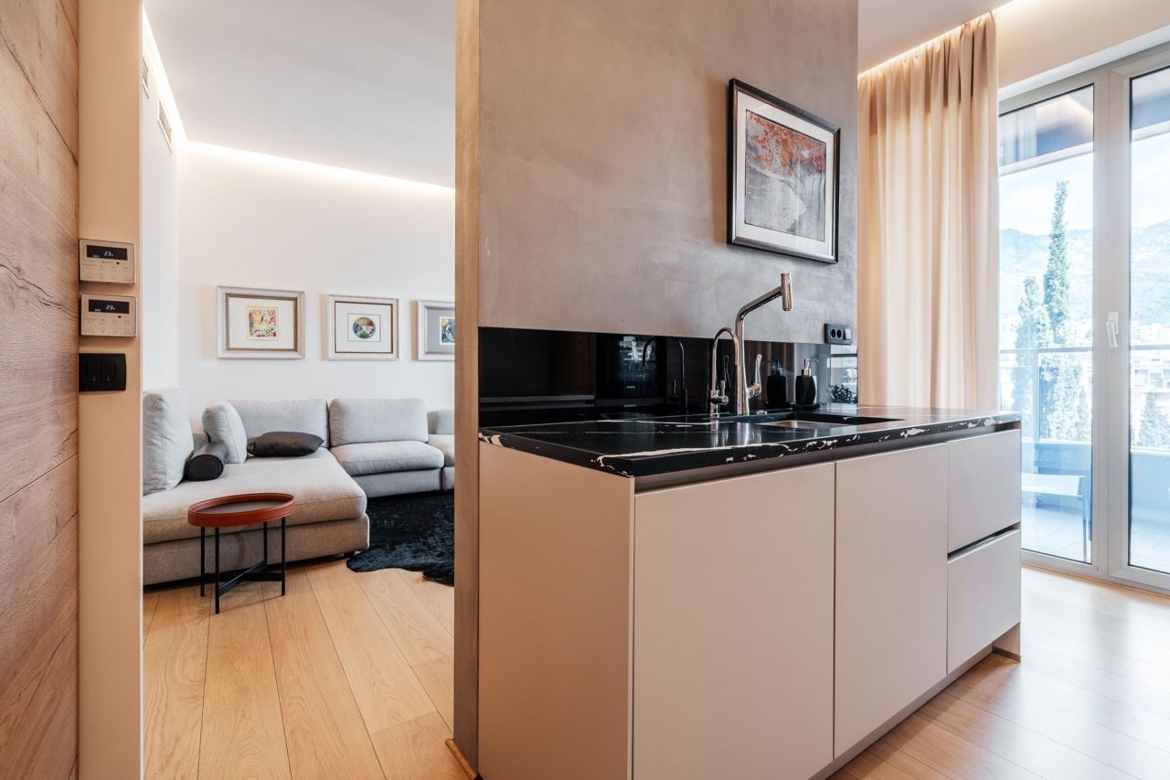 Piso en Budva, Montenegro, 79 m² - imagen 11