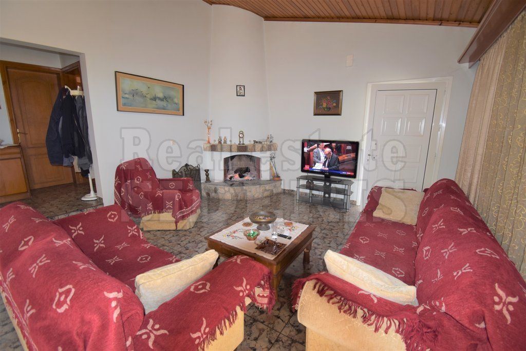 Haus in Loutraki, Griechenland, 168 m² - Foto 1