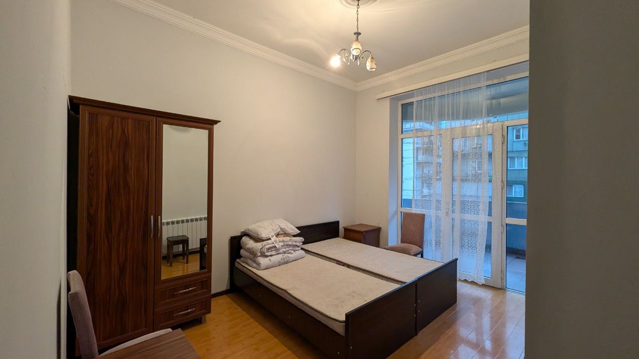 Piso en Batumi, Georgia, 85 m² - imagen 1