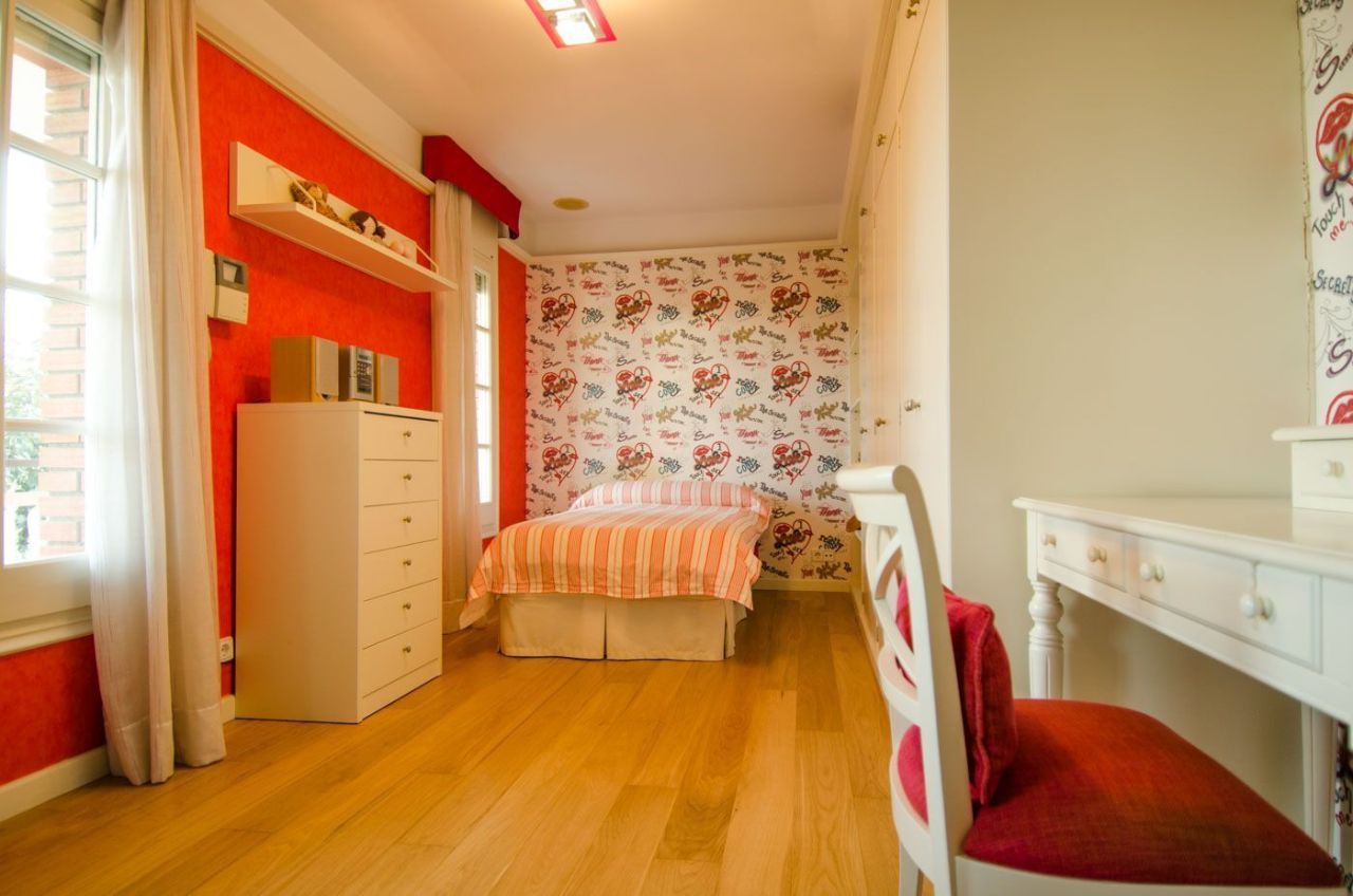 House in Castelldefels, Spain, 600 m² - picture 14