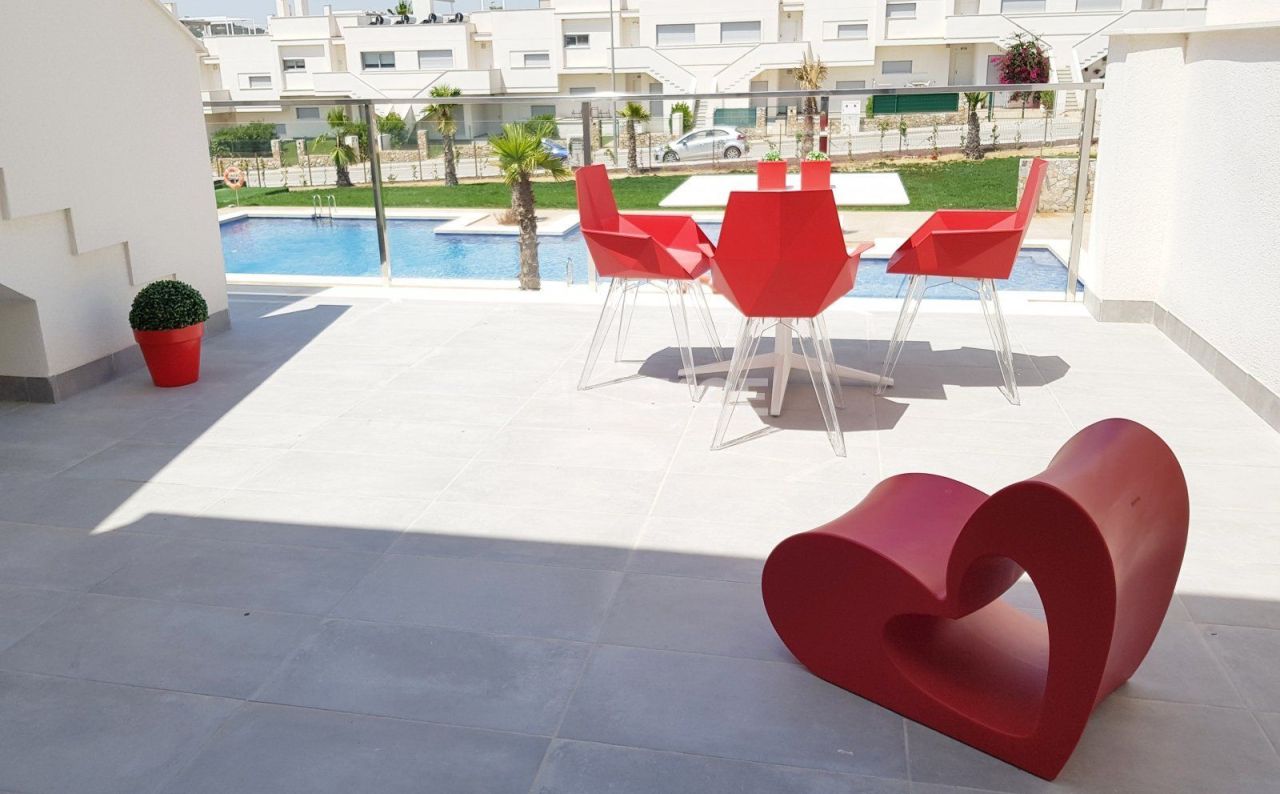 Apartamento en Orihuela, España, 105 m² - imagen 1
