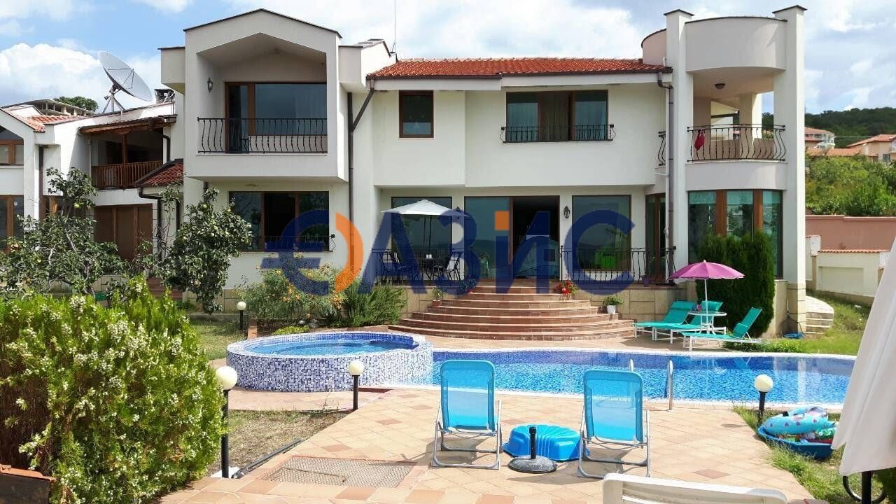 Apartment in Kosharitsa, Bulgaria, 590 m² - picture 1