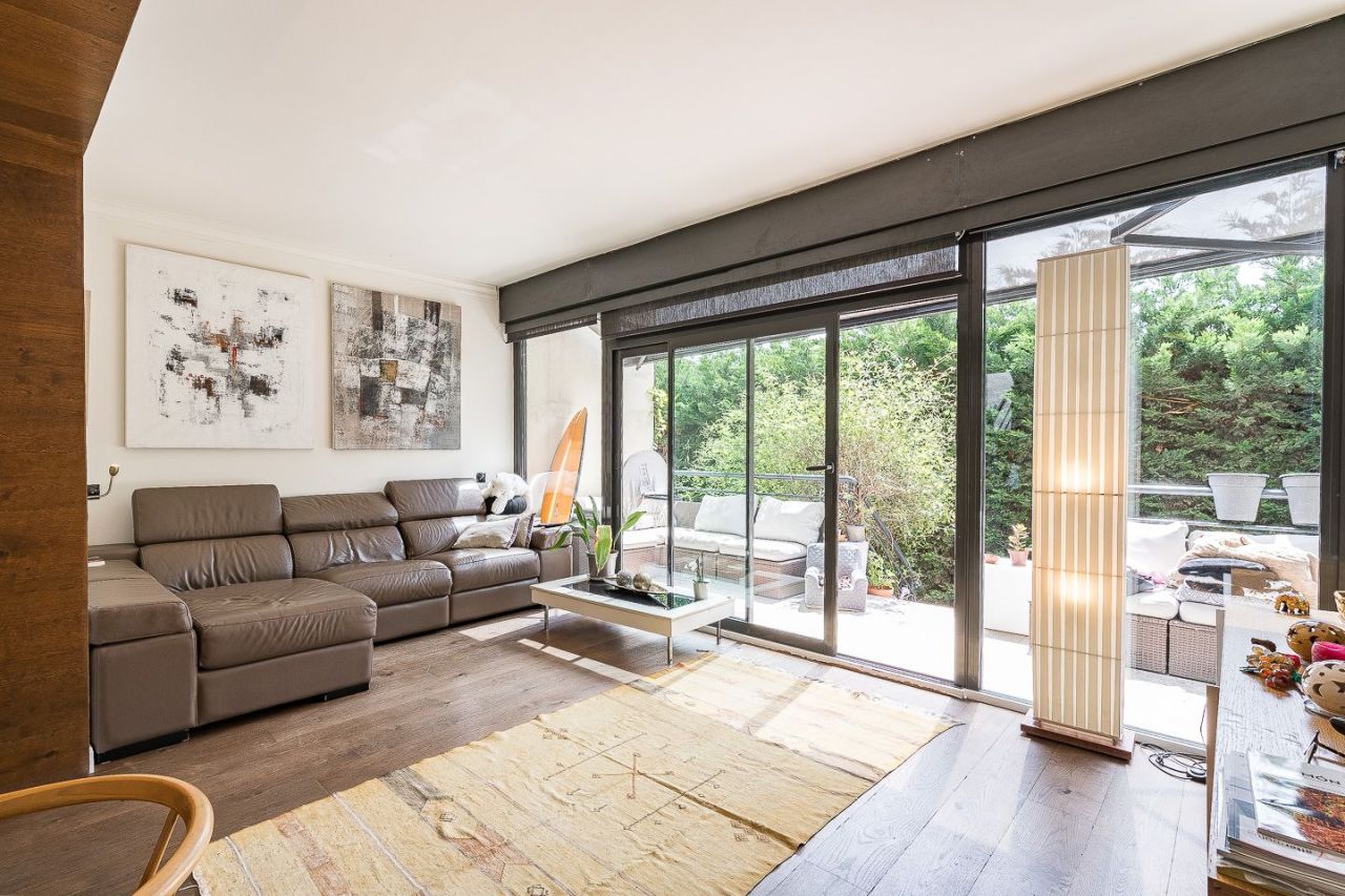 Cottage à Barcelone, Espagne, 174 m² - image 1