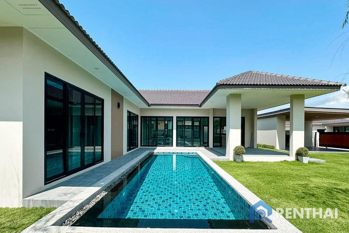 Maison à Pattaya, Thaïlande, 160 m² - image 1