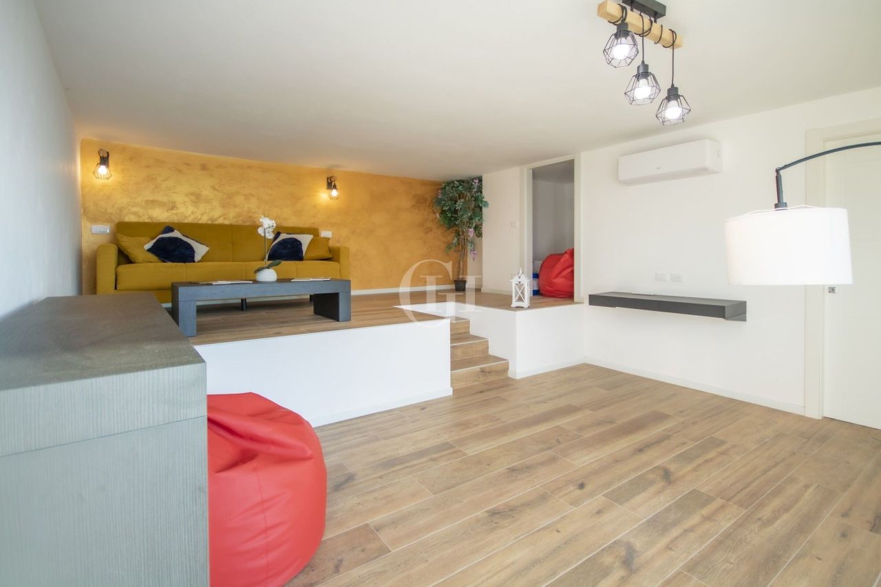 Villa sul Lago di Garda, Italia, 175 m² - foto 14