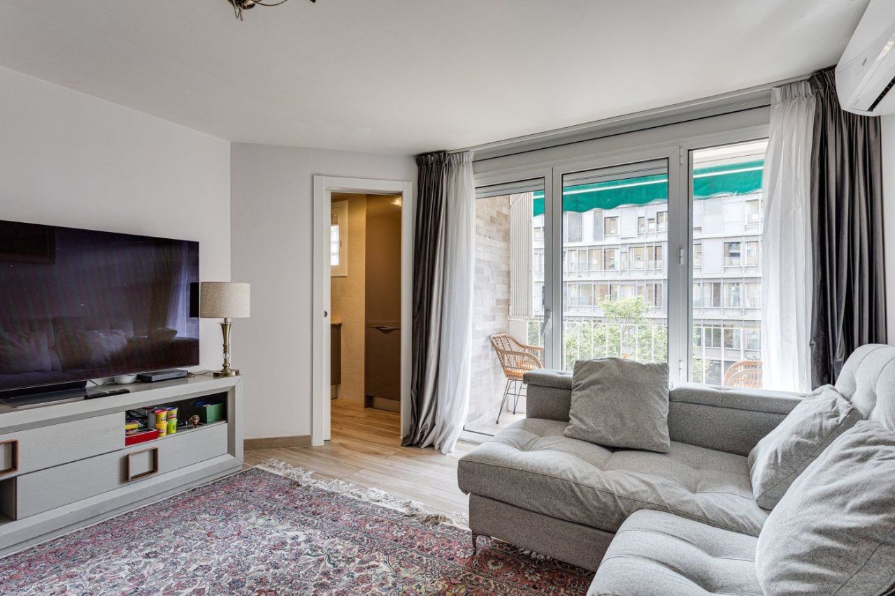 Appartement à Barcelone, Espagne, 95 m² - image 1