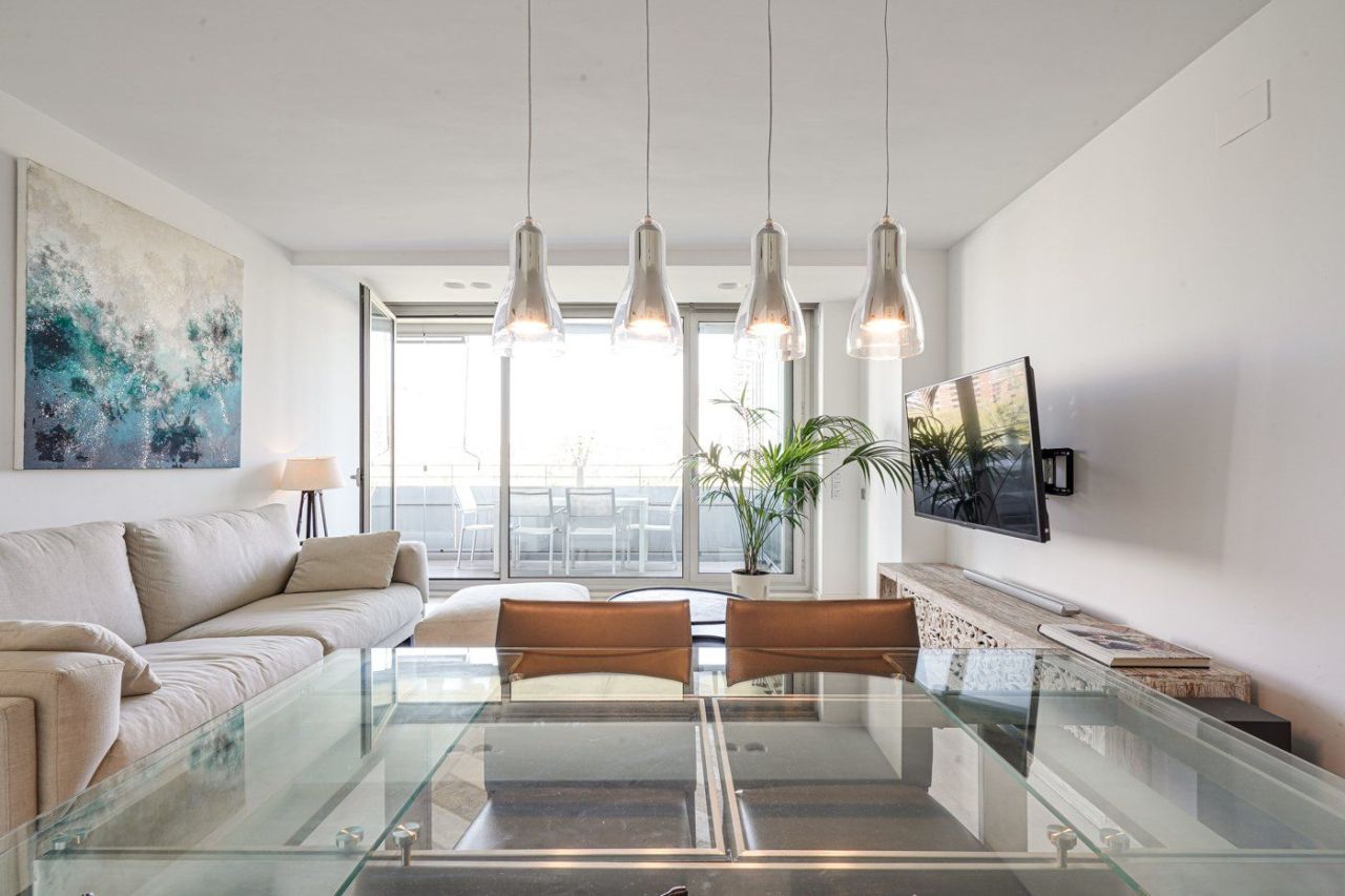 Apartment in Barcelona, Spain, 125 m² - picture 1