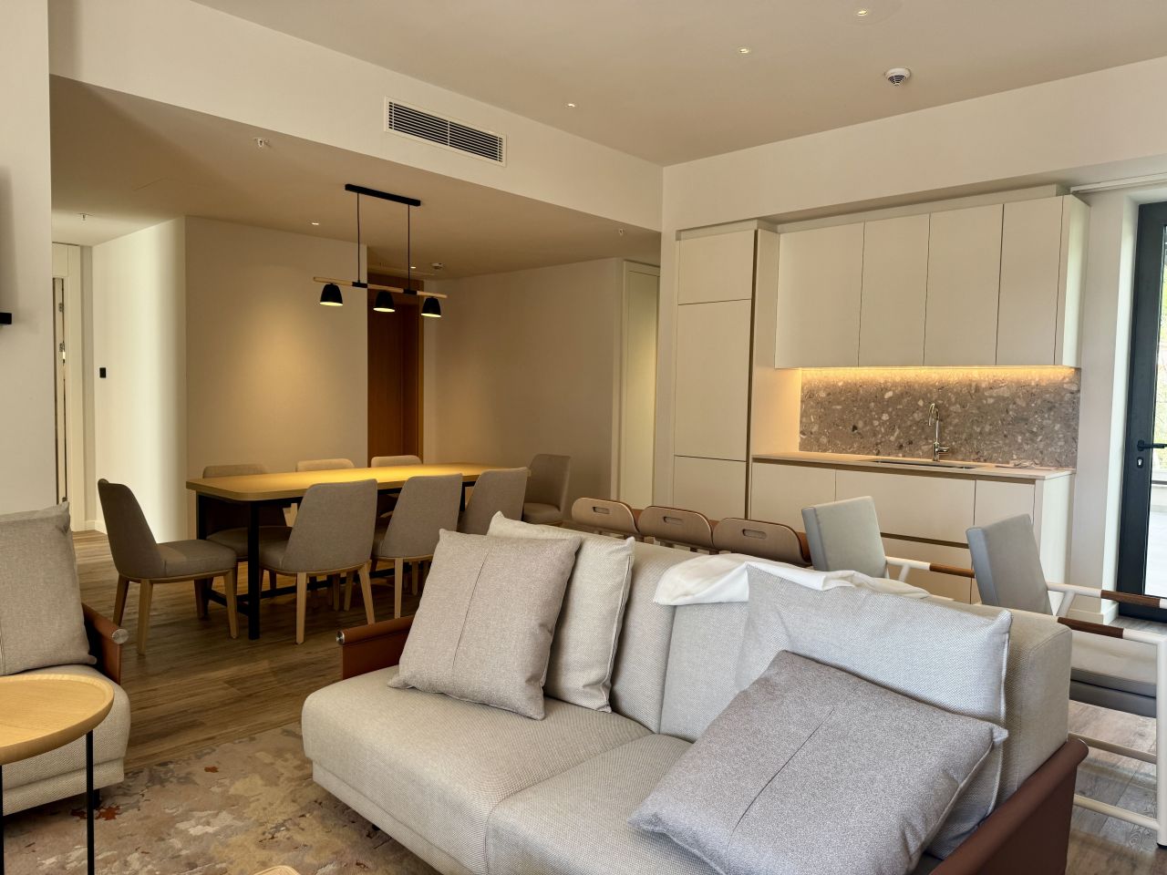 Appartamento a Tivat, Montenegro, 177 m² - foto 2