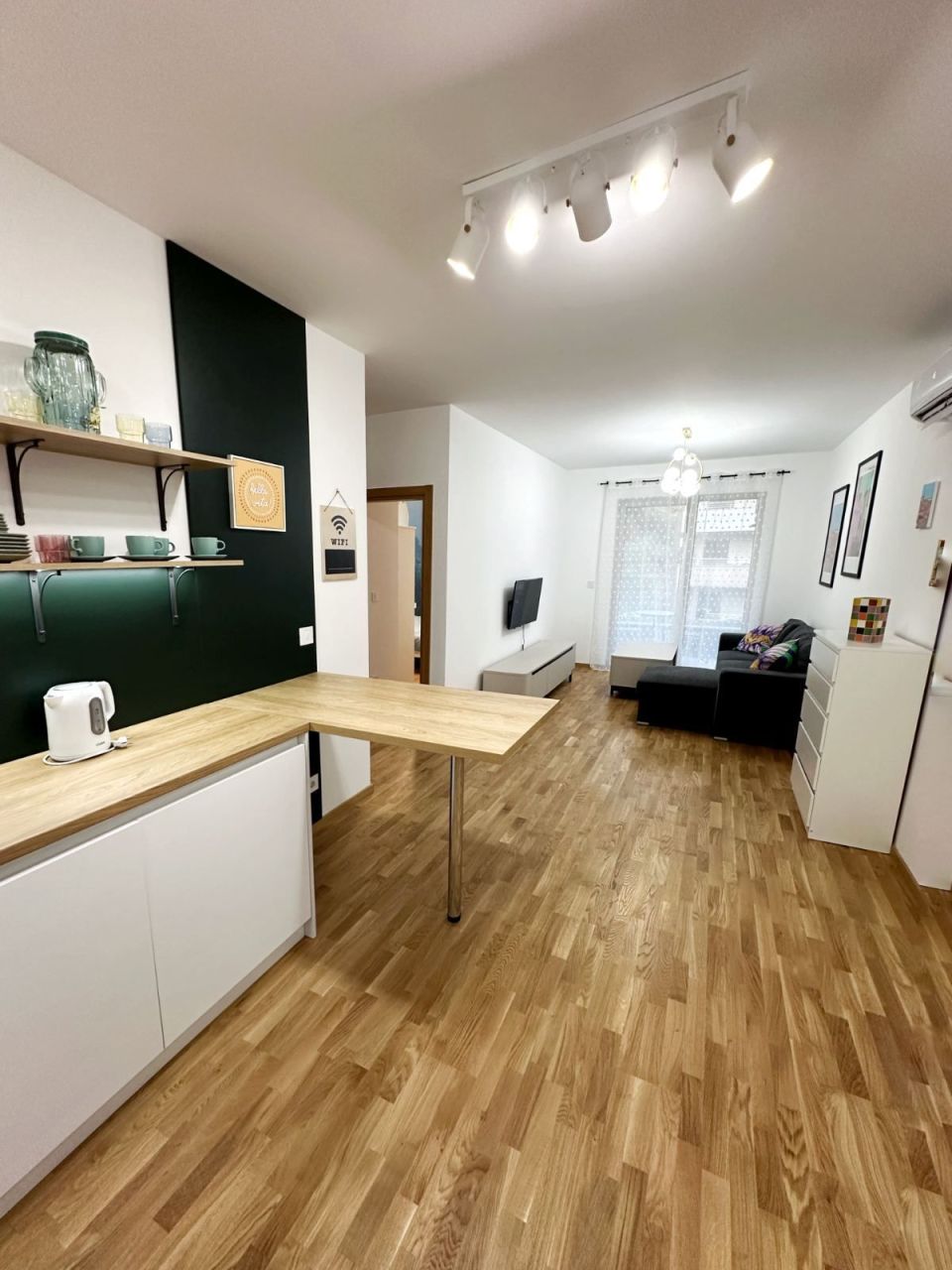 Apartamento en Becici, Montenegro, 55 m² - imagen 1
