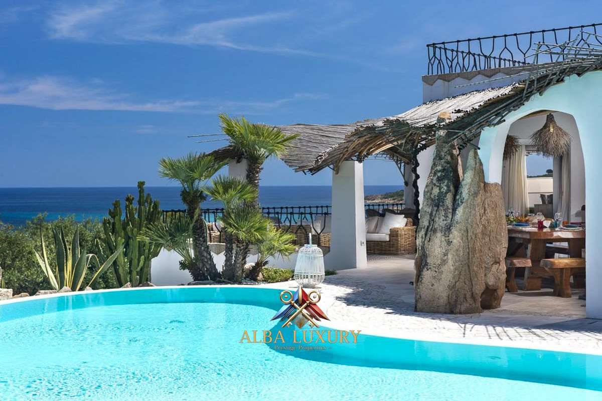 Villa en San Teodoro, Italia, 180 m² - imagen 1
