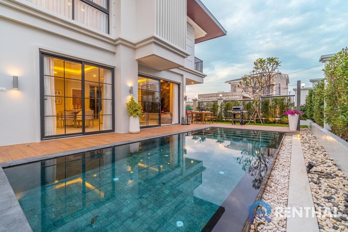 Maison à Pattaya, Thaïlande, 305 m² - image 1