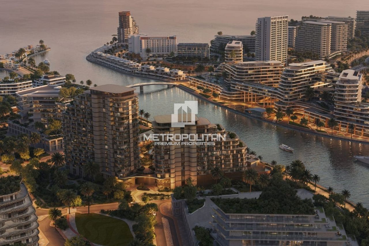 Ático en Ras al-Jaima, EAU, 363 m² - imagen 1