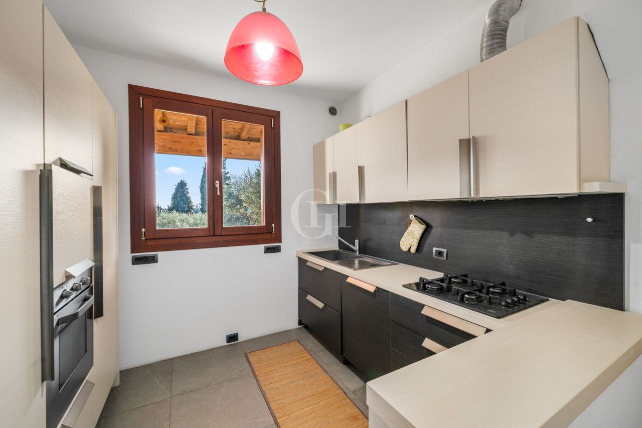 Villa par le Lac de Garde, Italie, 242 m² - image 7