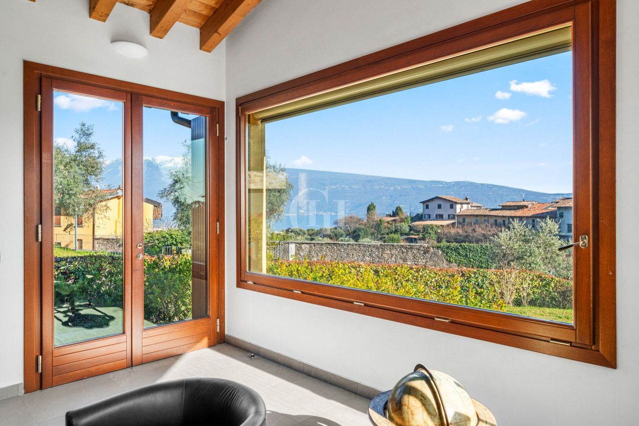 Villa par le Lac de Garde, Italie, 242 m² - image 6