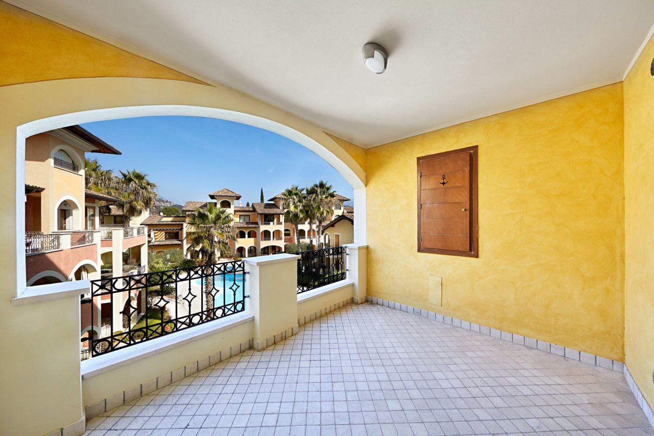 Ático por Lago de Garda, Italia, 81 m² - imagen 13