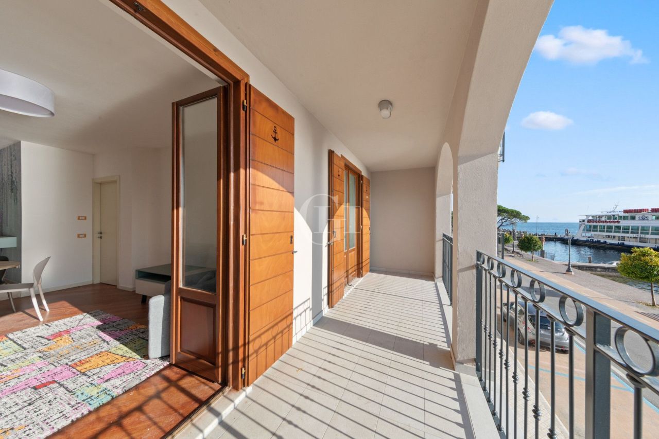 Apartamento por Lago de Garda, Italia, 75 m² - imagen 8