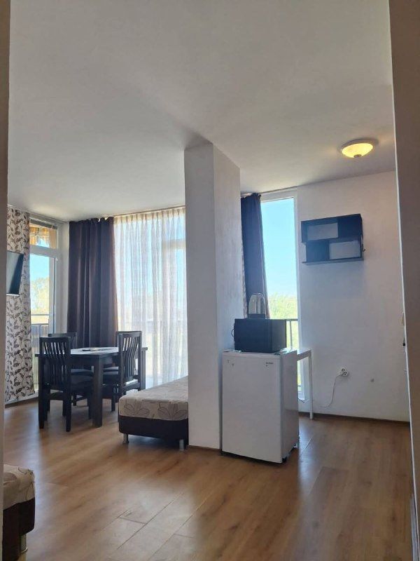 Appartement à Nessebar, Bulgarie, 65 m² - image 1